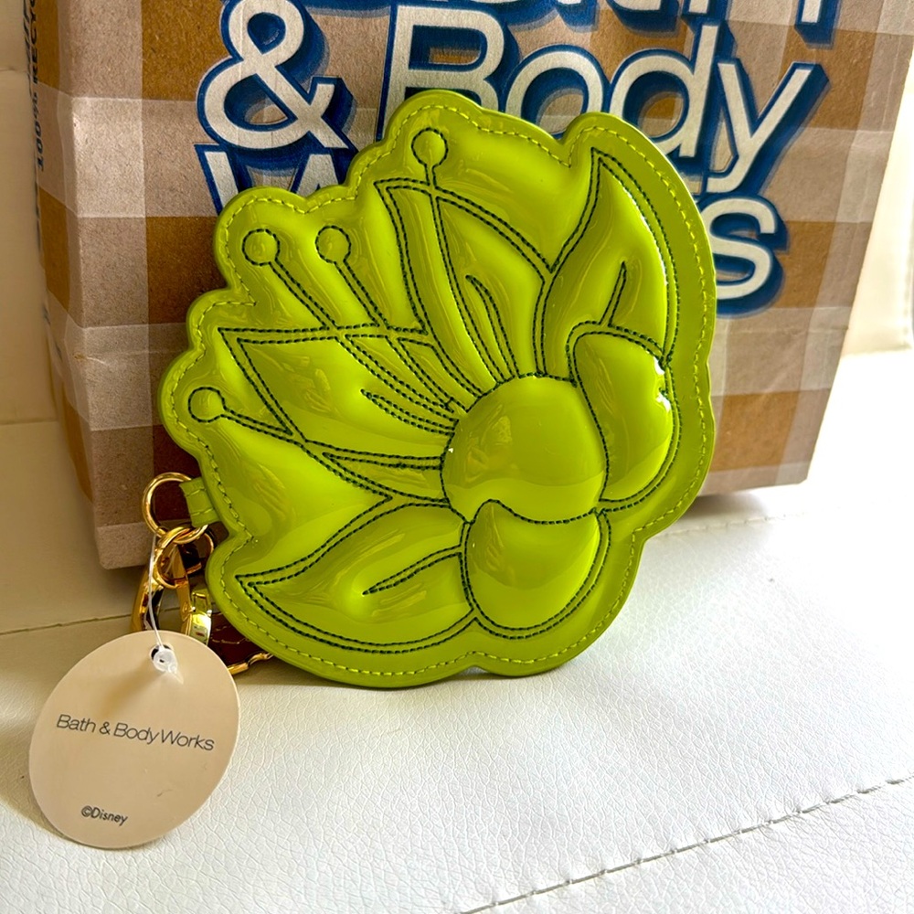 Bath Body Works Disney Princess Tiana Green Coin Purse Case Lily pad